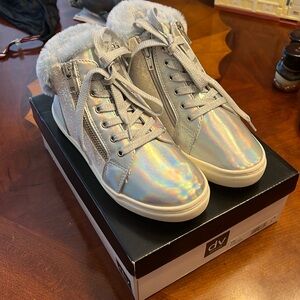 Dolce Vita Sumatra iridescent sneakers